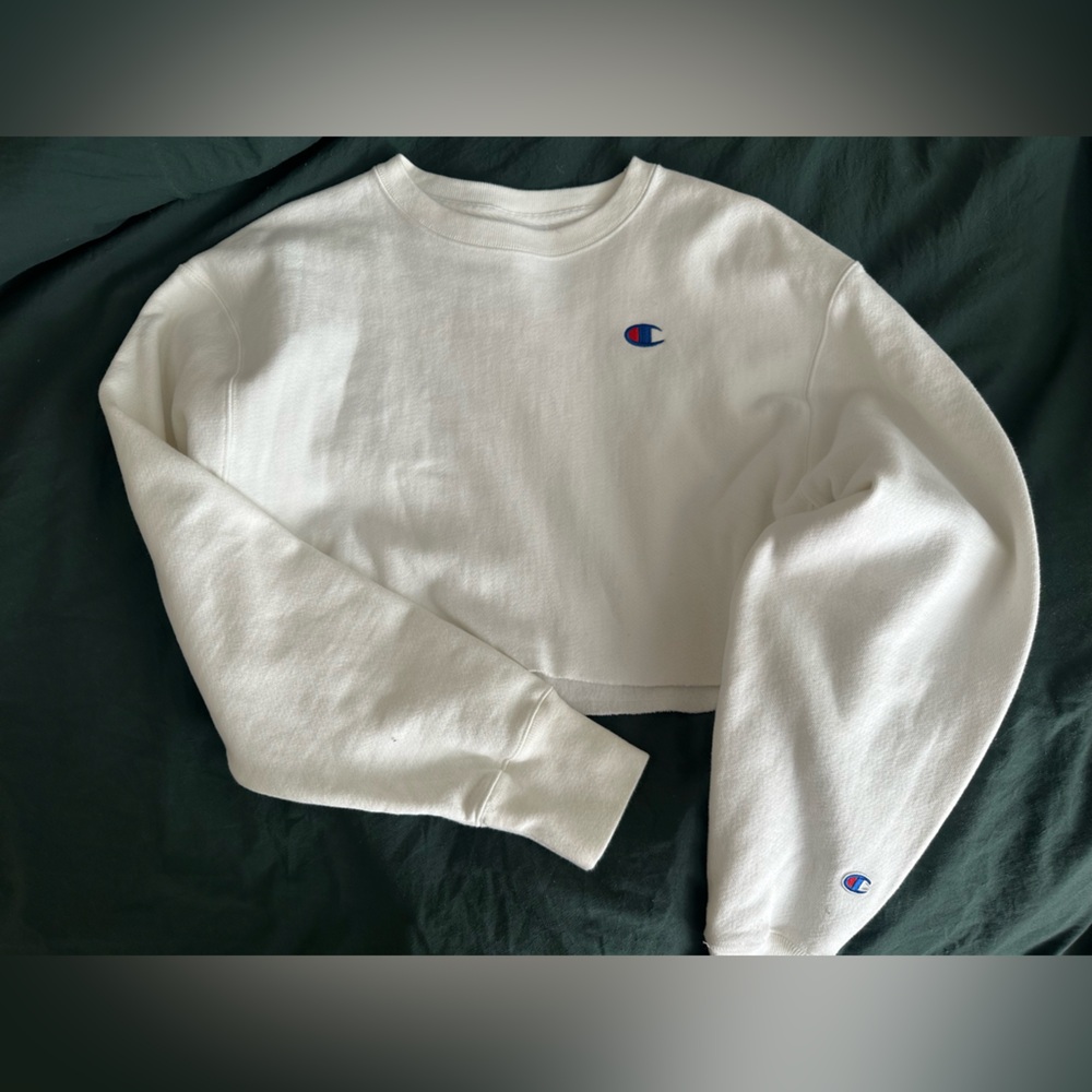 Champion Women’s Cropped Sweatshirt - Classic White